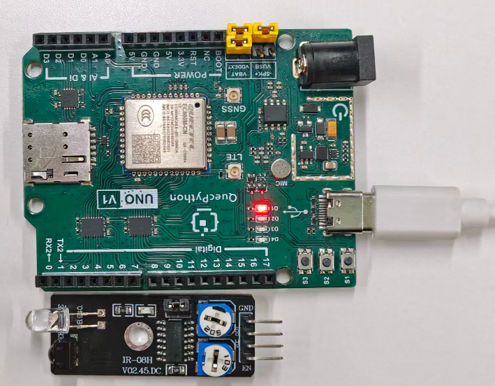 初学者视角体验：【EC800X Duino 开发板】传感器体验-障碍检测！